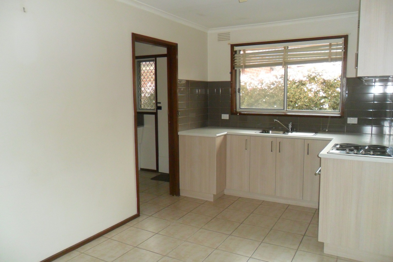 3/3 Dundee Street, Reservoir, VIC 3073, Reservoir - Thumbnail 4