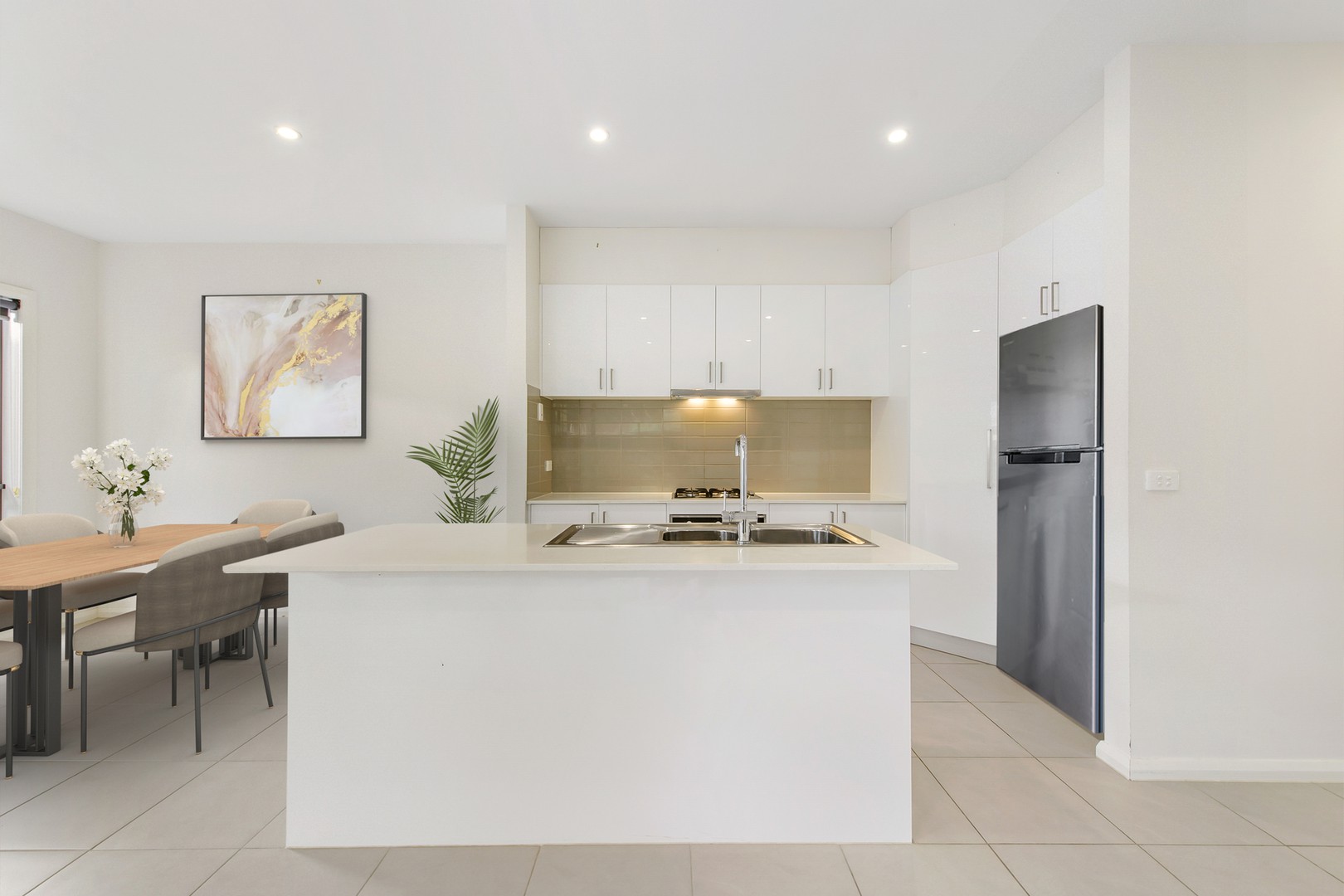 3/3 Gooch Close, Sydenham, VIC 3037, Sydenham - Thumbnail 3