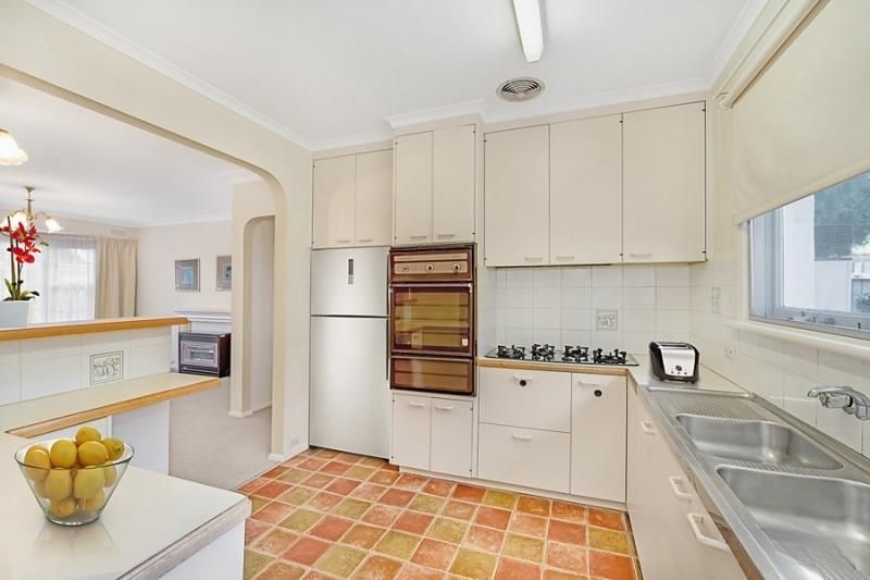 3/3 Inglisby Road, Mont Albert, VIC 3127, Mont Albert - Thumbnail 2