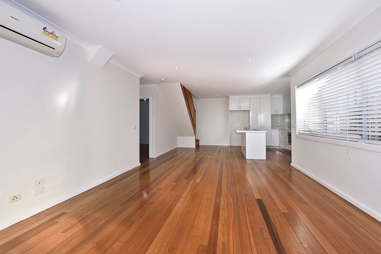 3/30 Orrong Avenue, Reservoir, VIC 3073, Reservoir - Thumbnail 4