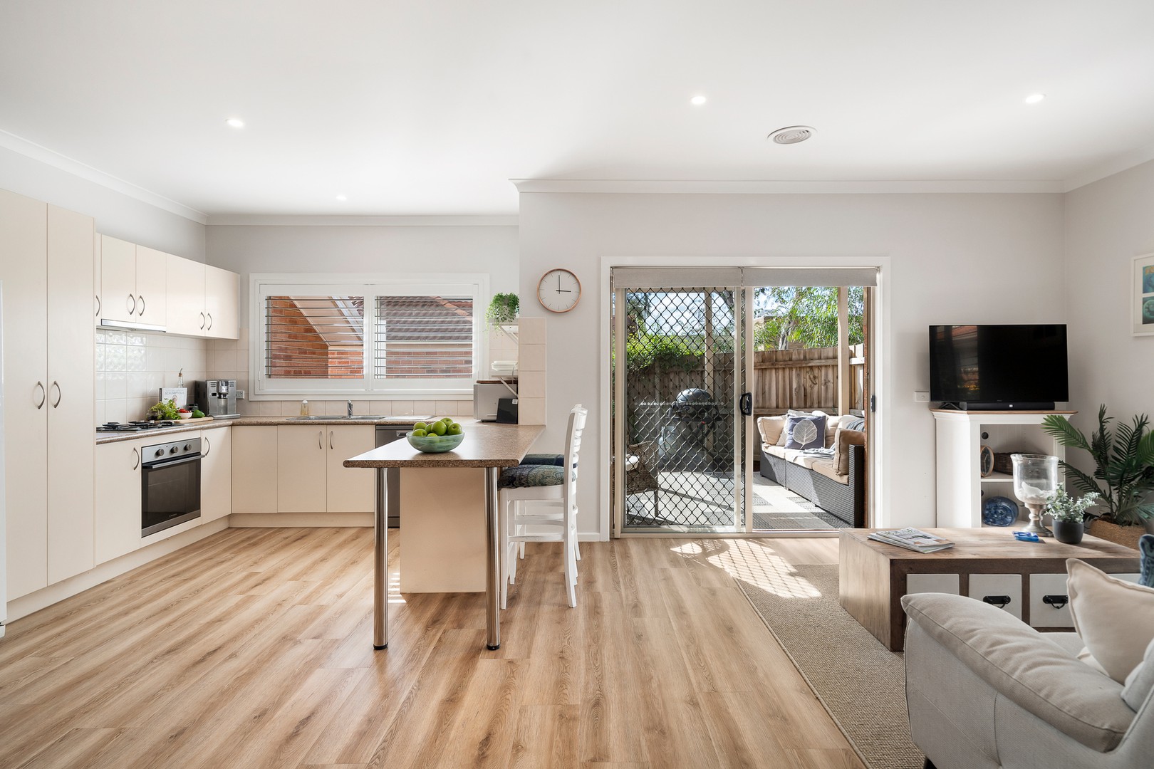 3/31-33 Haley Street, Diamond Creek, VIC 3089, Diamond Creek - Thumbnail 2