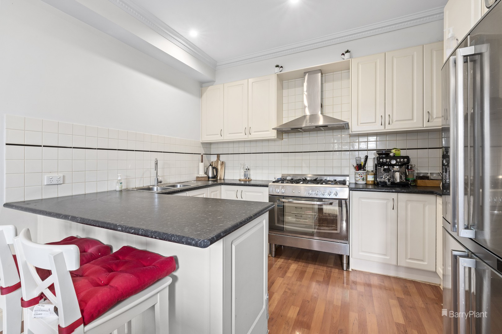 3/328 Lower Plenty Road, Viewbank, VIC 3084 - Thumbnail 1 - 31/01/2022