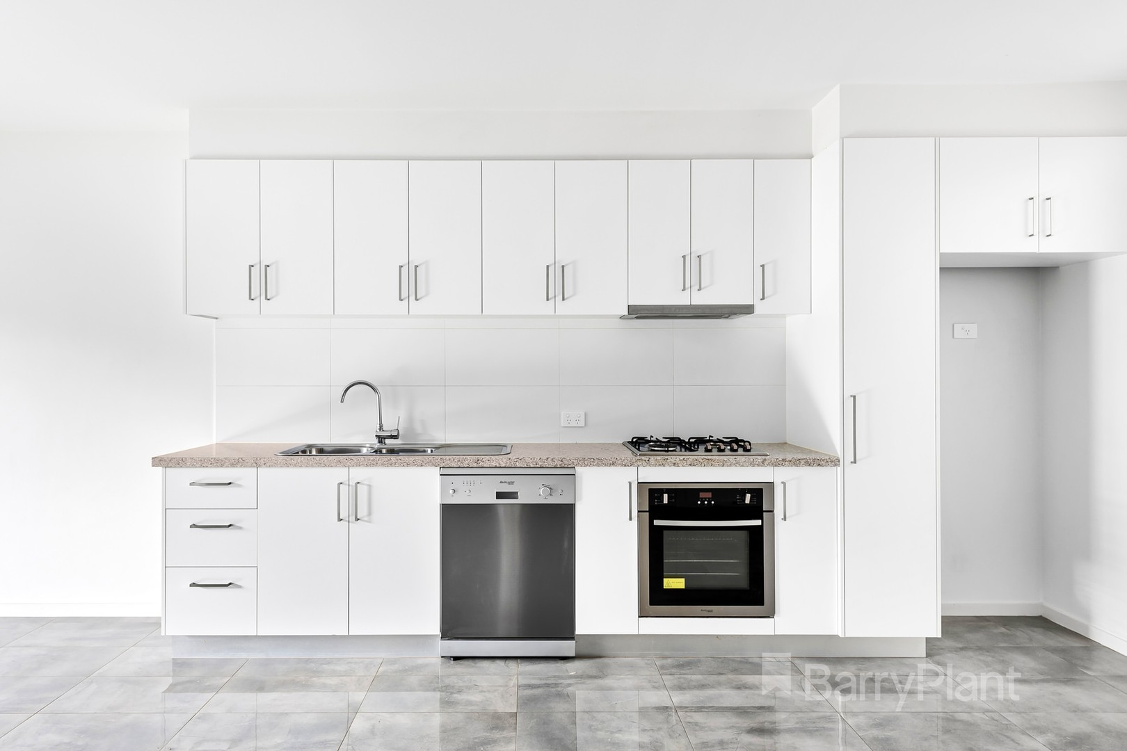 3/33 Leonard AvenueNoble Park, VIC 3174, Noble Park - Thumbnail 3