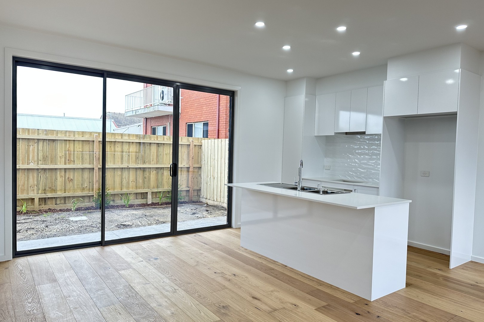 3/33 Pleasant Road, Thomastown, VIC 3074 - Thumbnail 2 - 06/08/2024