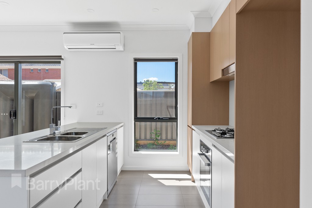 3/346 Hampshire Crescent, Sunshine, VIC 3020, Sunshine - Thumbnail 2