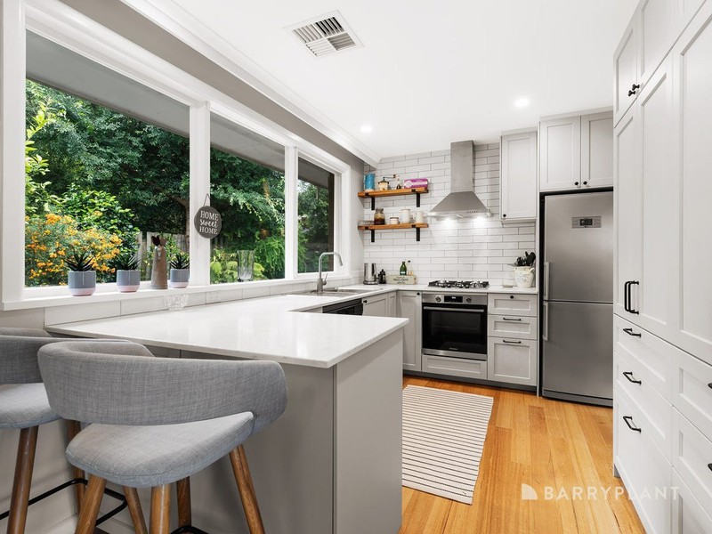 3/35 Boisdale Street, Surrey Hills, VIC 3127 - Image - 10/12/2025