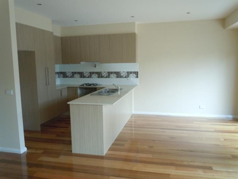 3/36 Cook Road, Mitcham, VIC 3132 - Thumbnail 2 - 20/01/2023