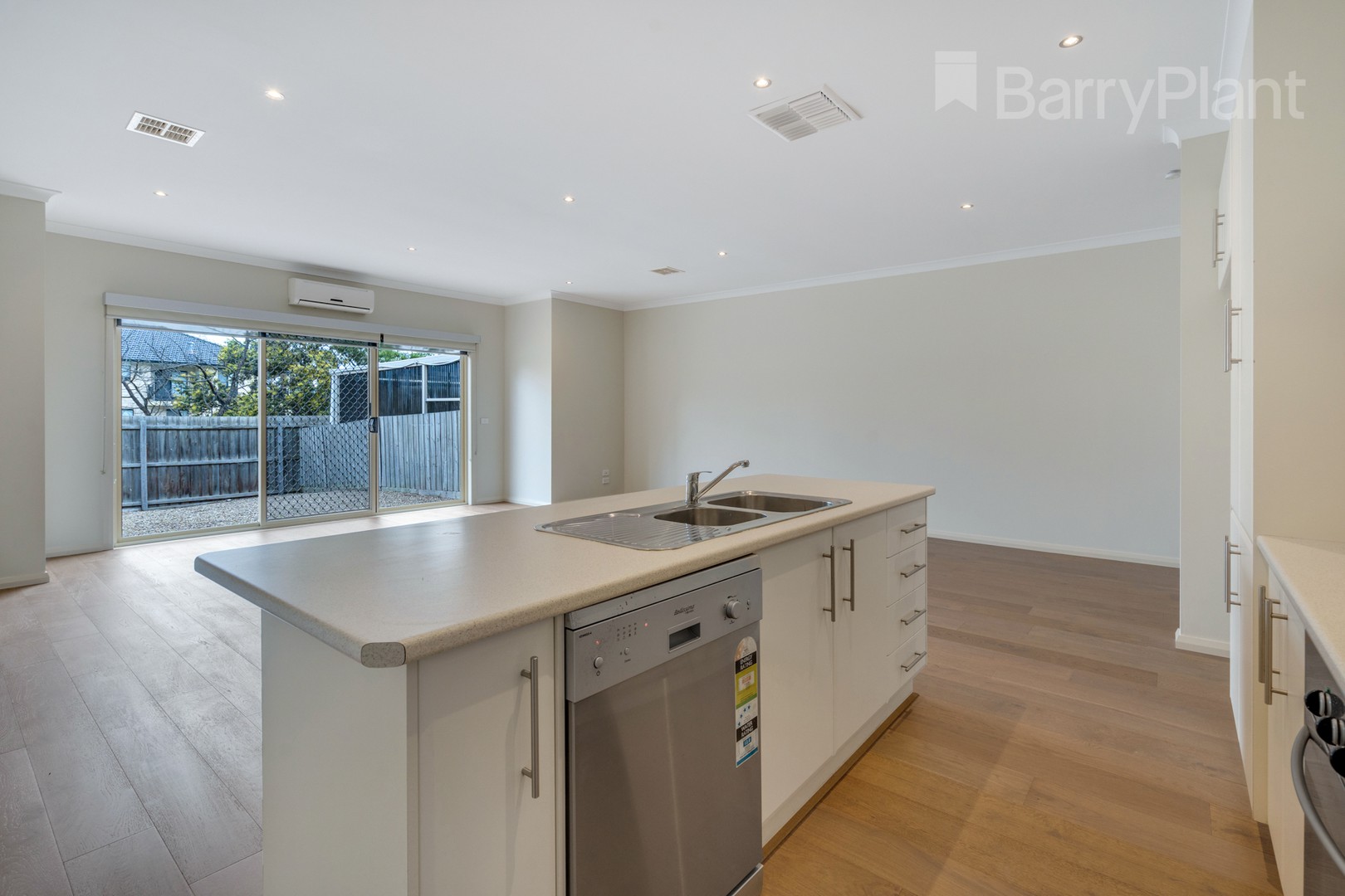 3/36 Wattlebird Crescent, Reservoir, VIC 3073, Reservoir - Thumbnail 5