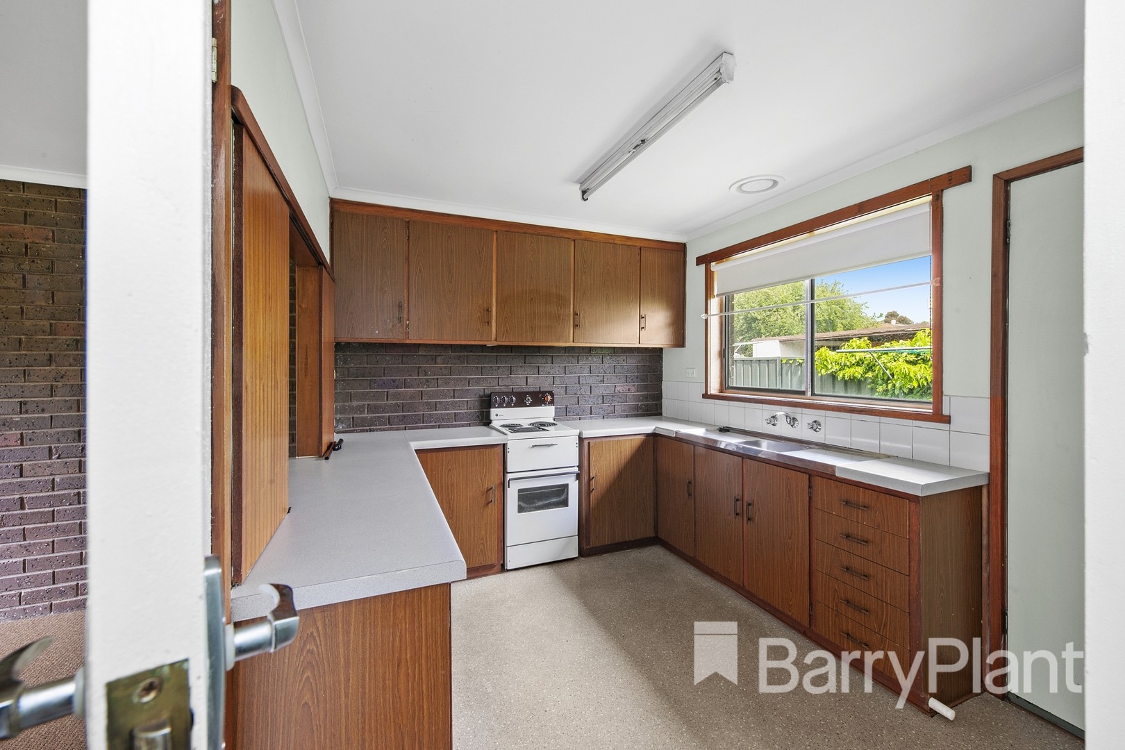 3/37 Longley Street, Alfredton, VIC 3350 - Thumbnail 2 - 23/09/2026