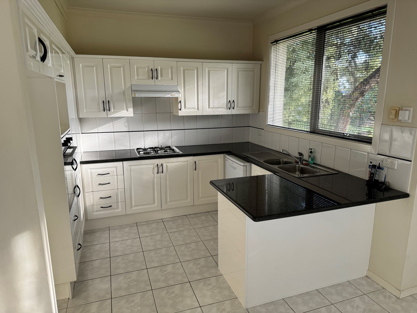 3/37 Paula Crescent, Doncaster East, VIC 3109, Doncaster East - Thumbnail 2