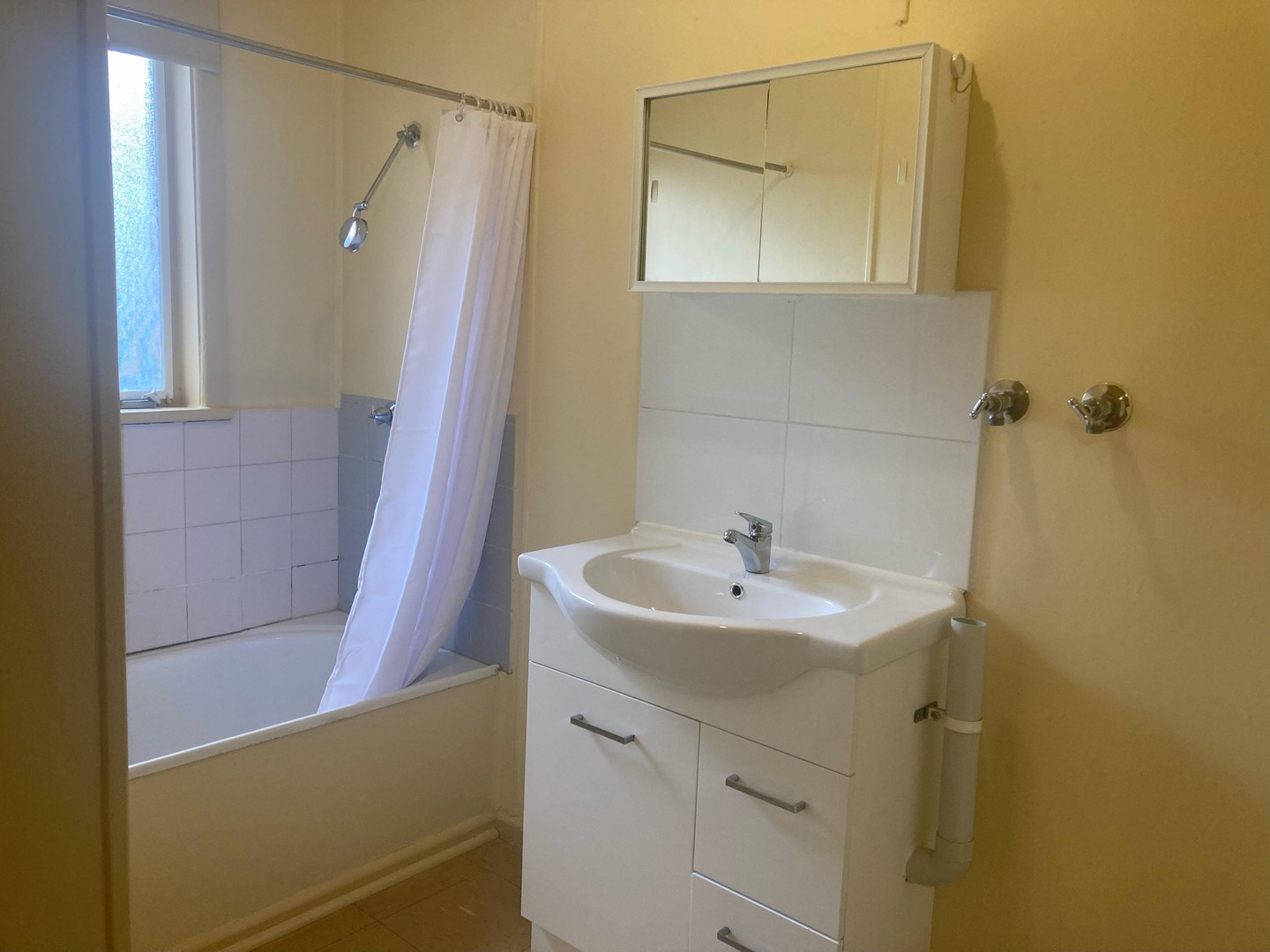 3/37 Roberts Road, Airport West, VIC 3042, Airport West - Thumbnail 4