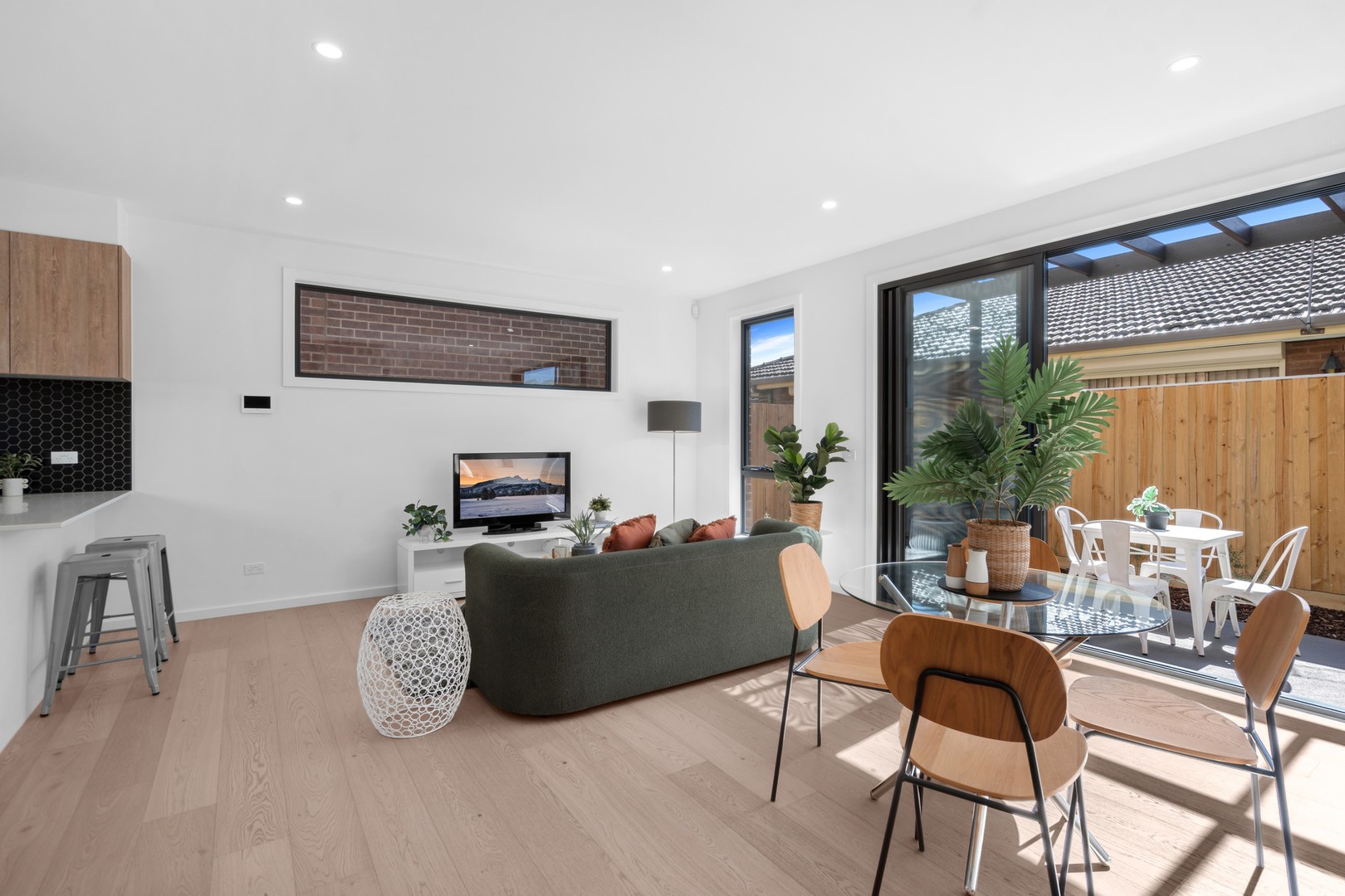3/37 Storey Road, Reservoir, VIC 3073, Reservoir - Thumbnail 4