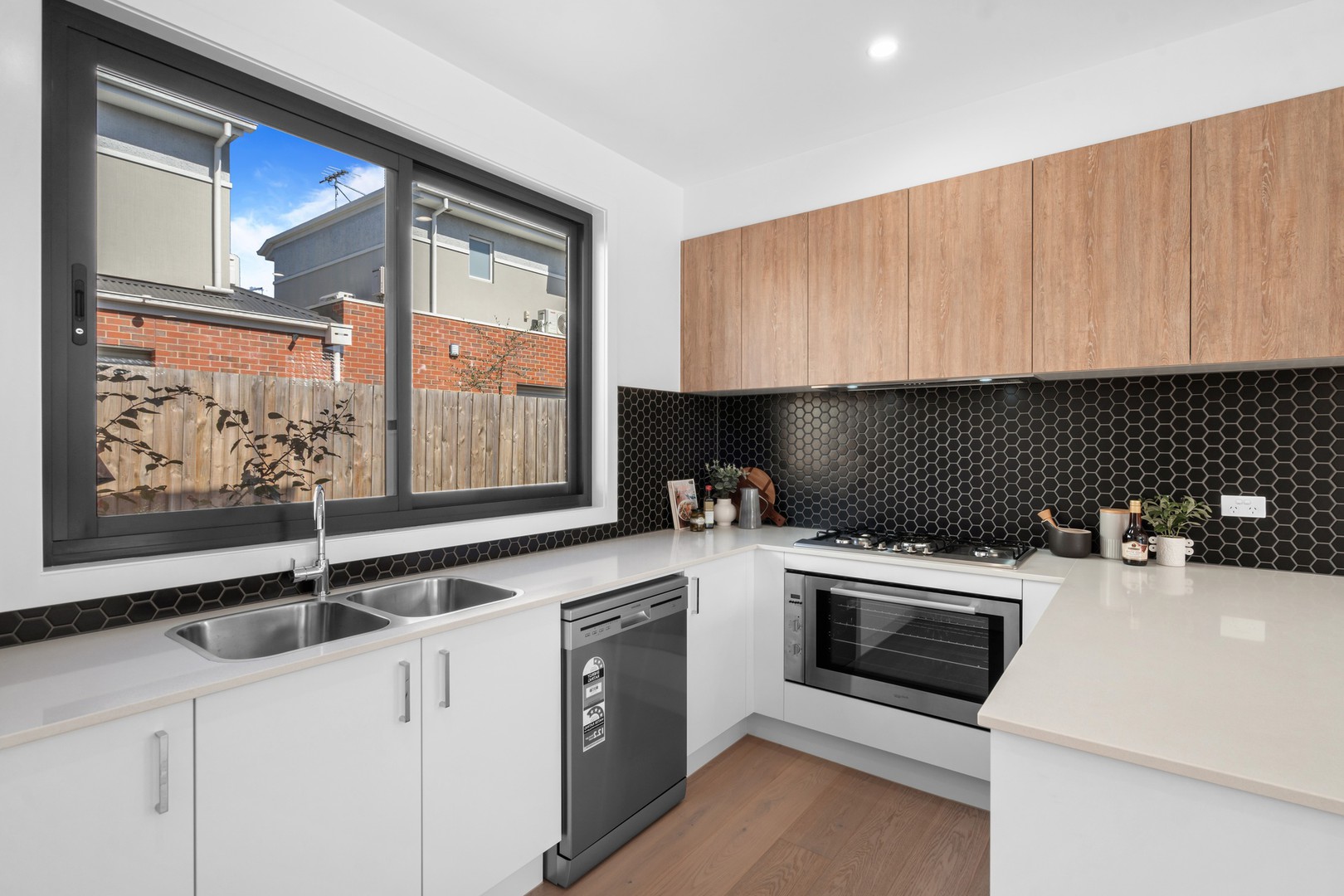 3/37 Storey Road, Reservoir, VIC 3073, Reservoir - Thumbnail 3