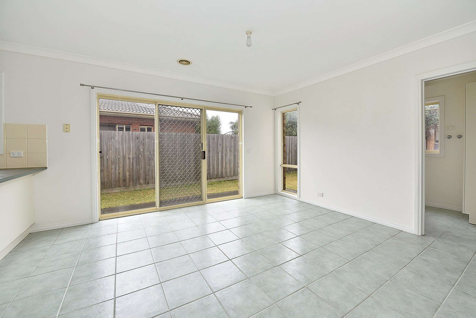 3/381 Buckley Street, Essendon, VIC 3040, Essendon - Thumbnail 4