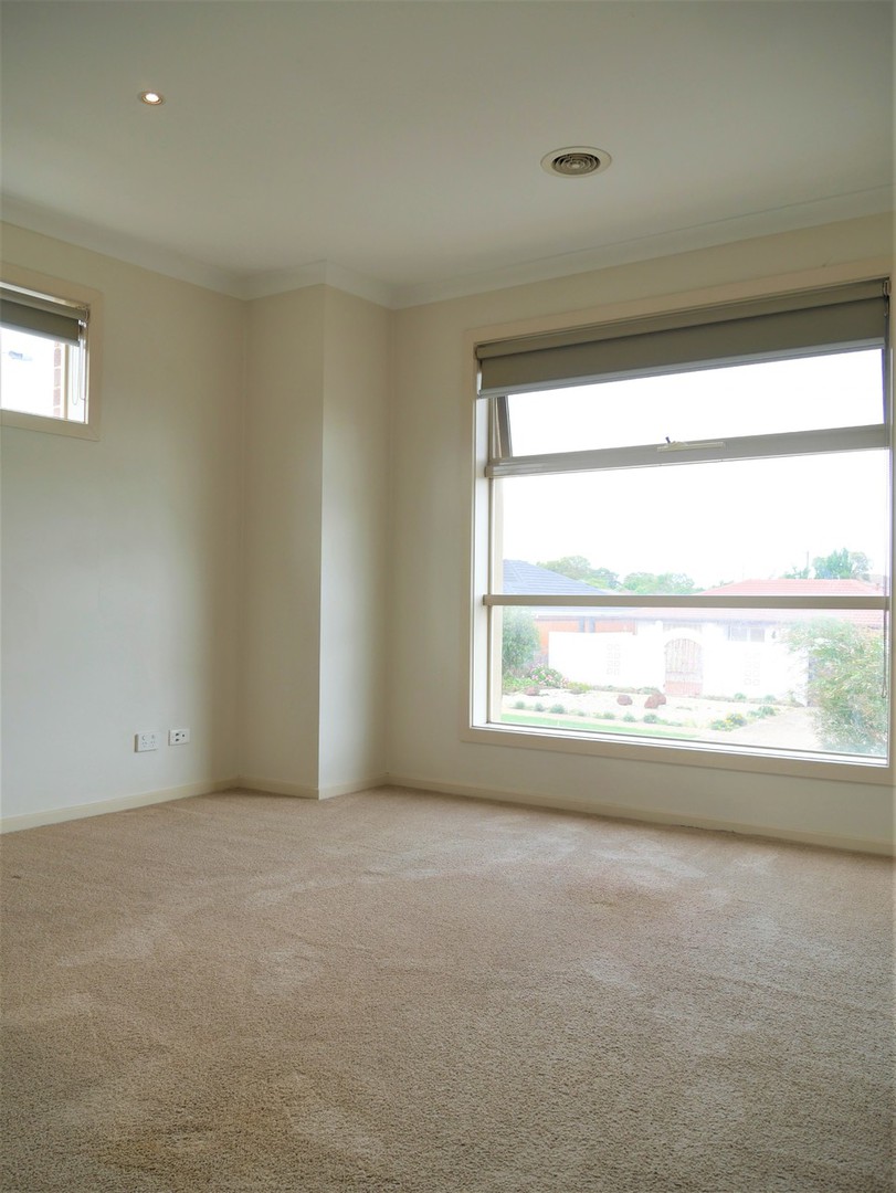 3/39 Scott Street, Melton, VIC 3337, Melton - Thumbnail 2