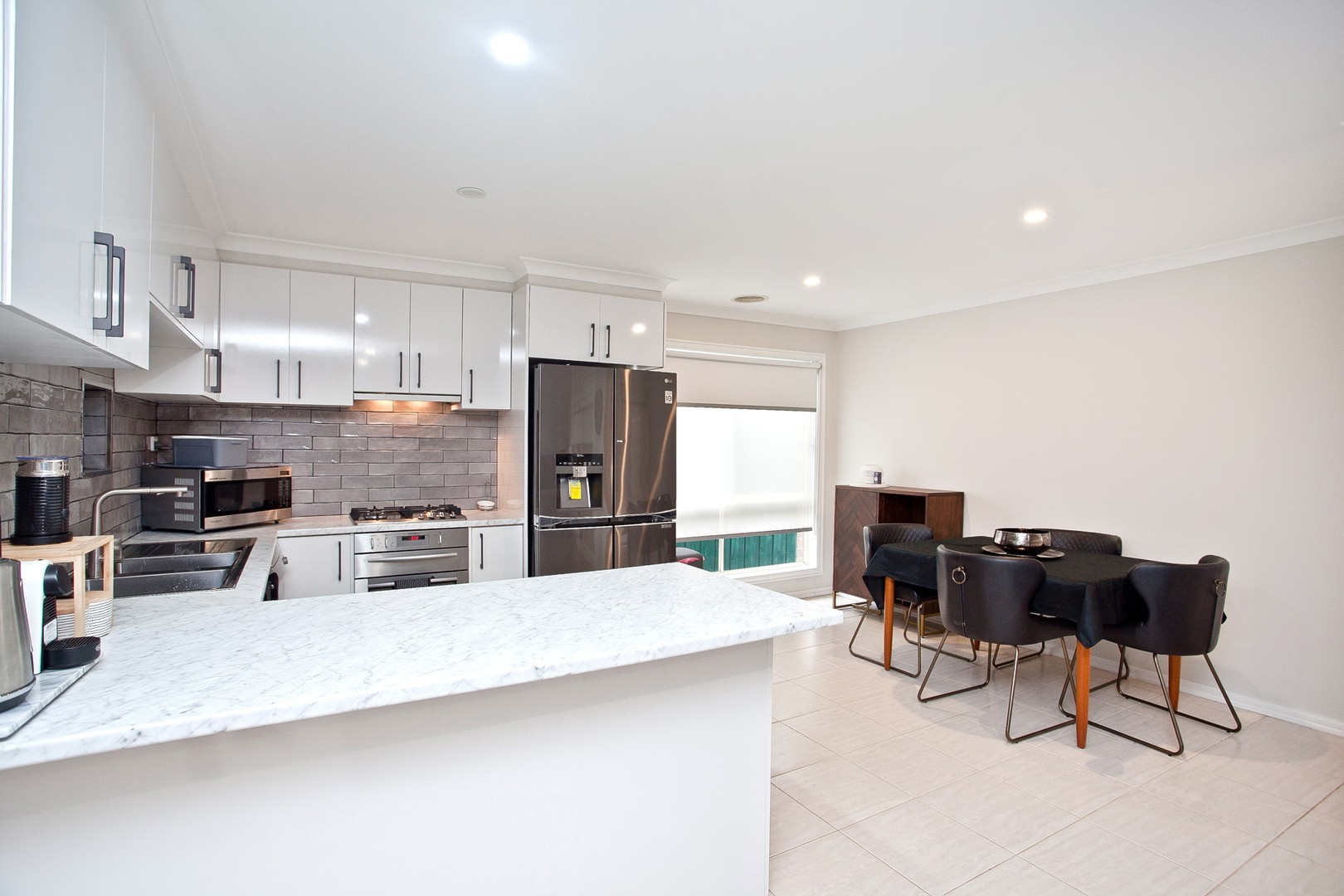 3/4 Balmoral Close, Hillside, VIC 3037, Hillside - Thumbnail 3