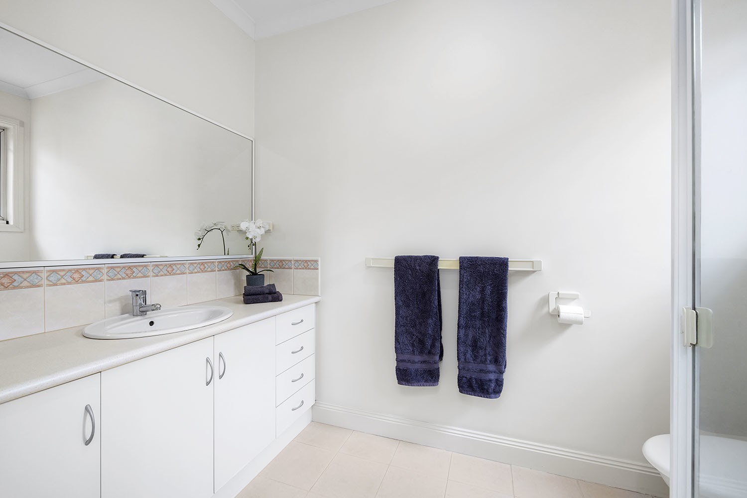 3/4 Brush Grove, Glen Waverley, VIC 3150, Glen Waverley - Thumbnail 6