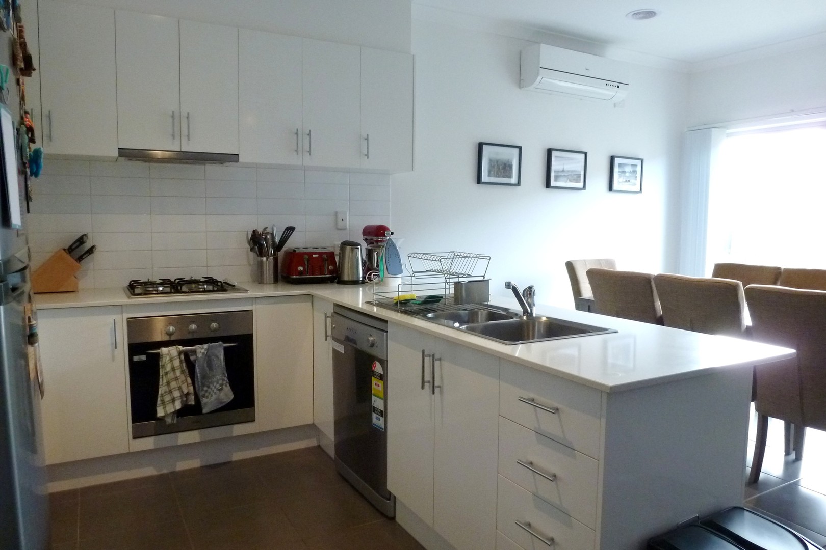 3/4 Cadiz Waters, Point Cook, VIC 3030 - Thumbnail 2 - 03/11/2025