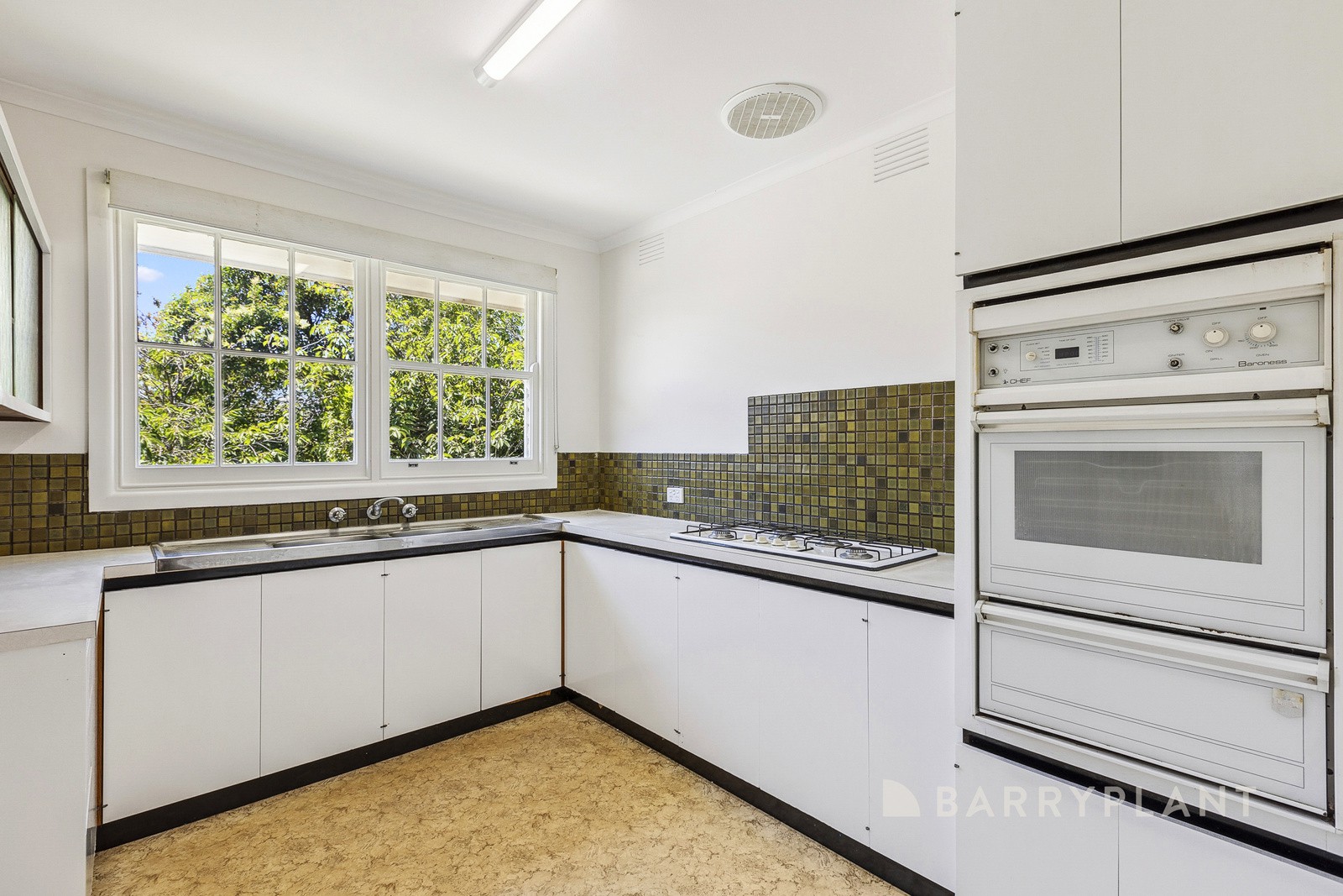 3/4 Cameron Street, Mount Waverley, VIC 3149, Mount Waverley - Thumbnail 3