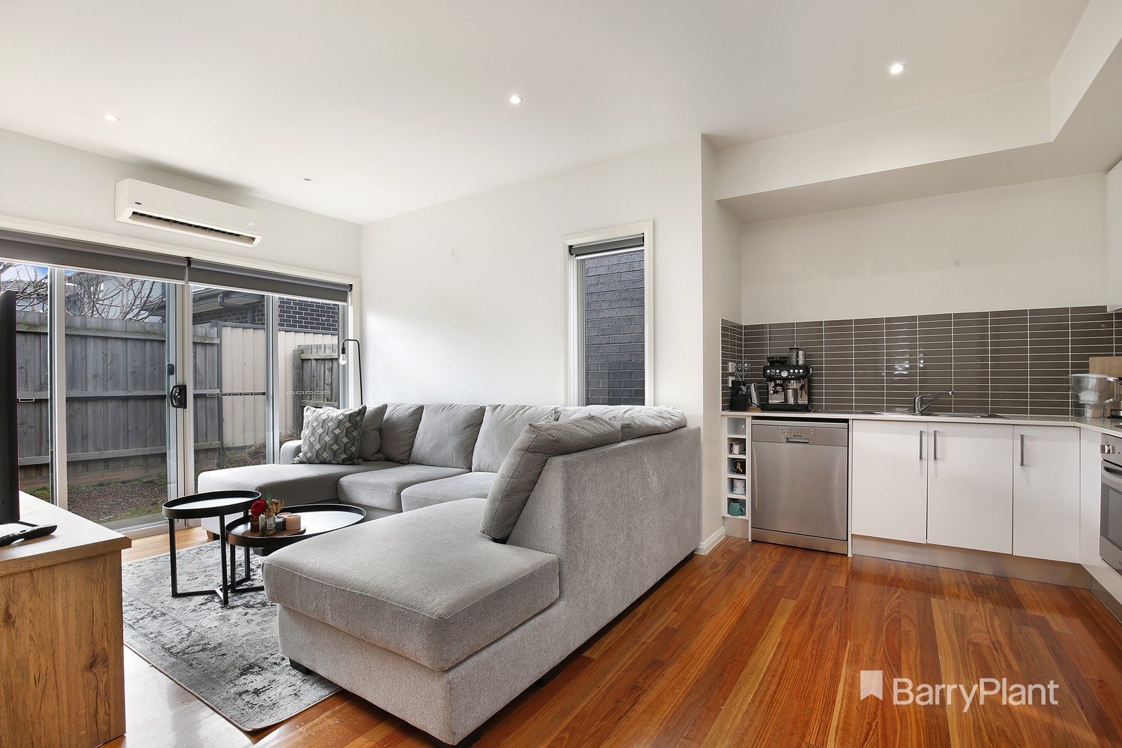 3/4 Hilda Street, Glenroy, VIC 3046, Glenroy - Thumbnail 4