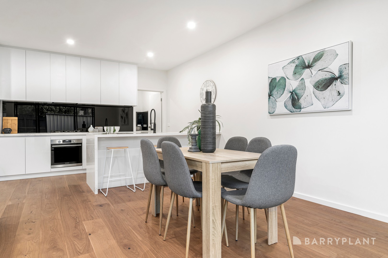 3/4 Surrey Street, Ringwood, VIC 3134, Ringwood - Thumbnail 3