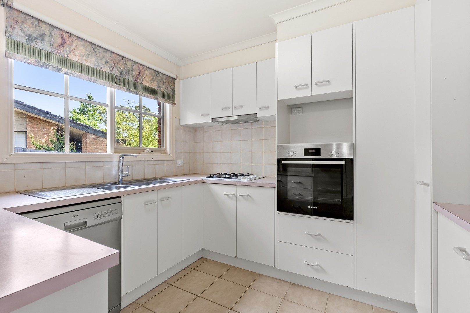 3/41 Orchard Crescent, Mont Albert North, VIC 3129, Mont Albert North - Thumbnail 2