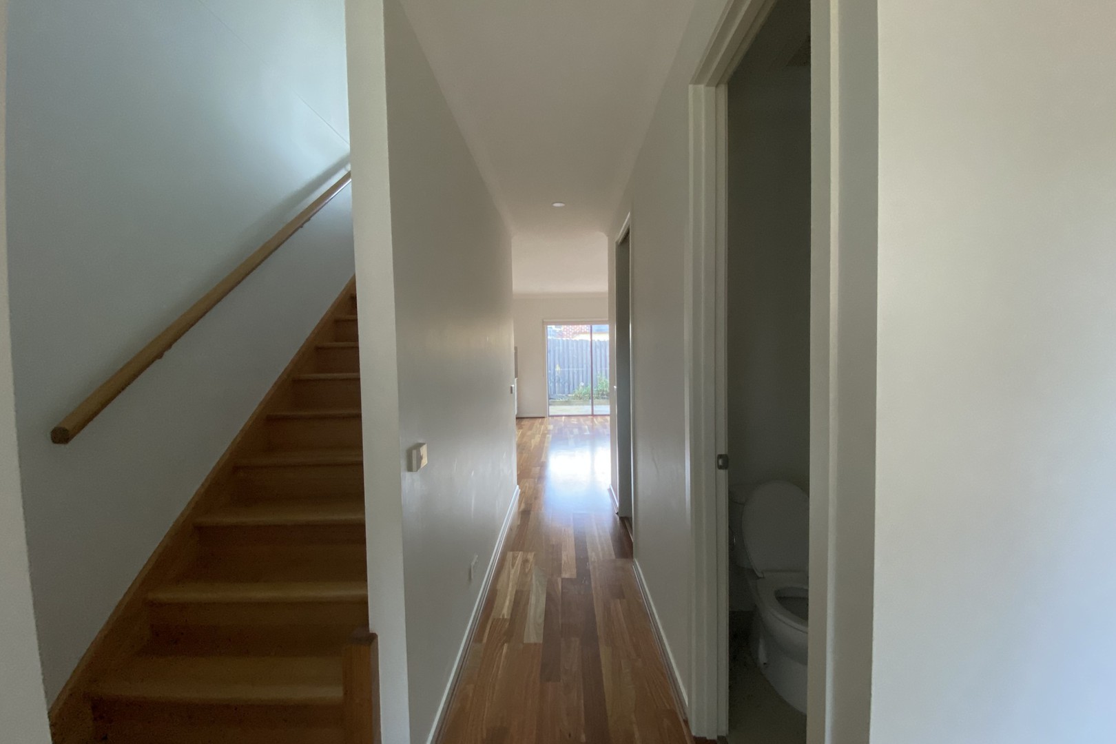 3/42 Ashton Street, Reservoir, VIC 3073, Reservoir - Thumbnail 2