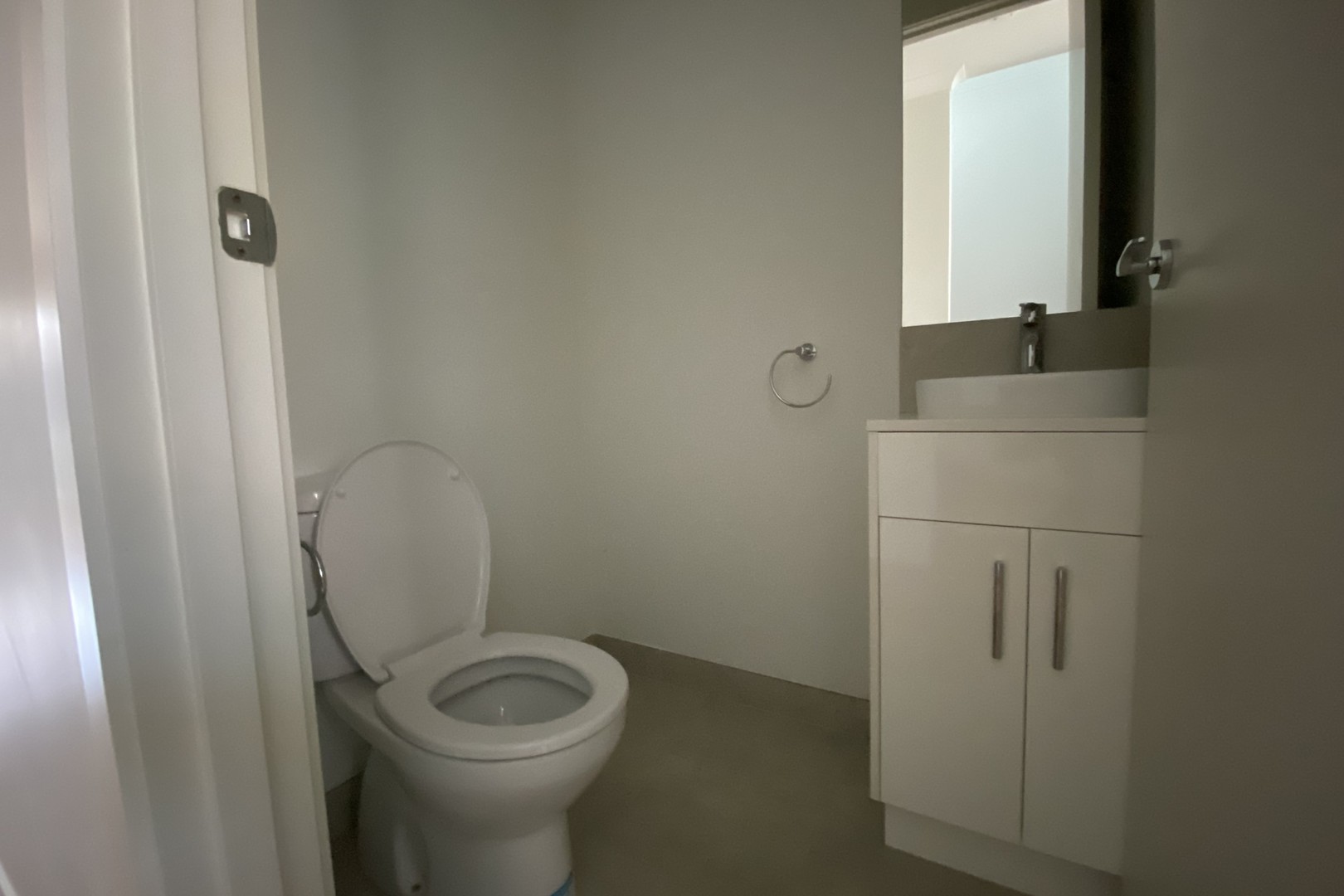 3/42 Ashton Street, Reservoir, VIC 3073, Reservoir - Thumbnail 3