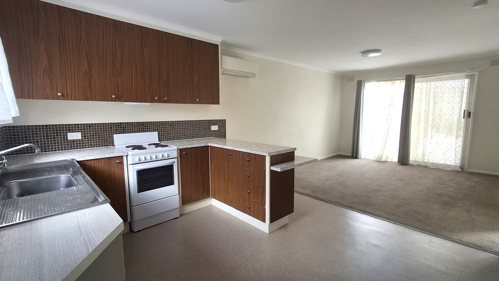 3/42 Tahara Street, Hamlyn Heights, VIC 3215, Hamlyn Heights - Thumbnail 2