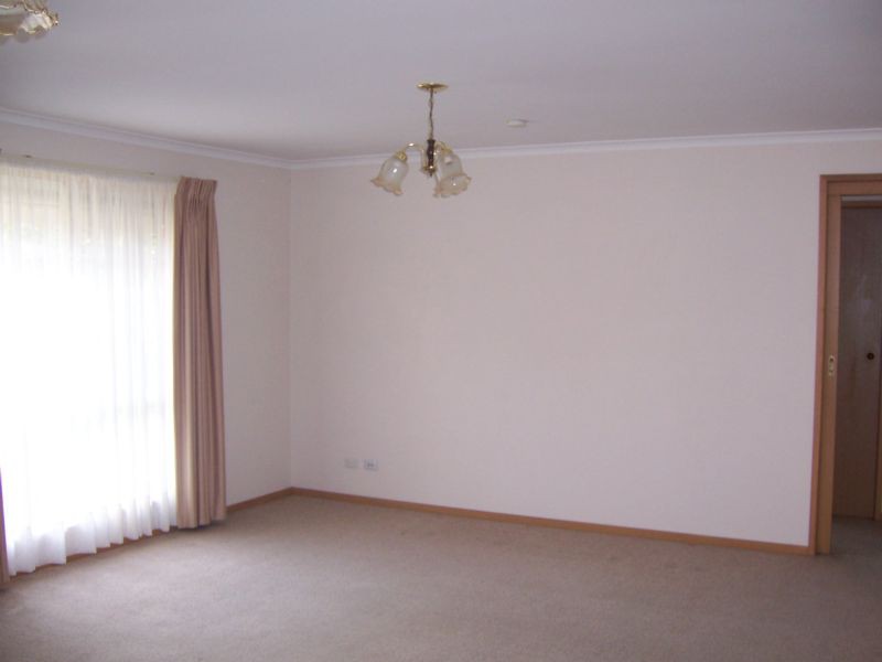 3/45 Glastonbury Drive, Highton, VIC 3216, Highton - Thumbnail 3