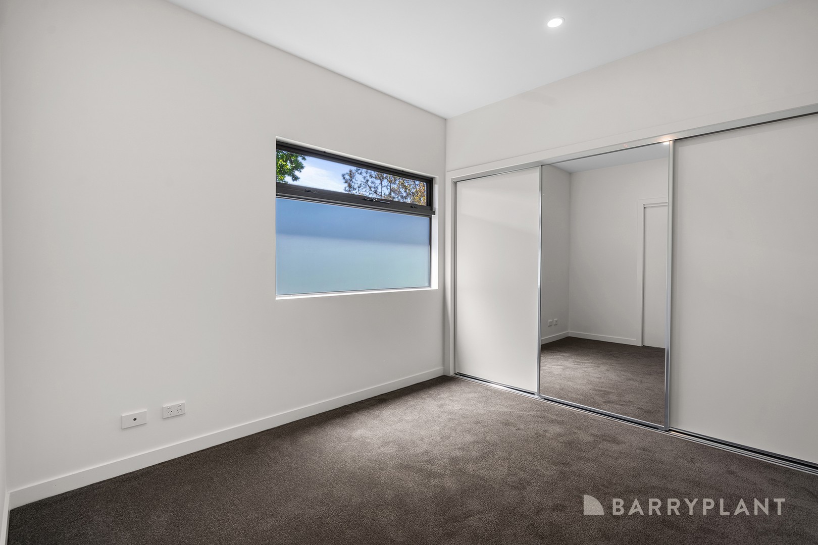 3/48 Winyard Drive, Mooroolbark, VIC 3138 - Thumbnail 2 - 09/12/2025