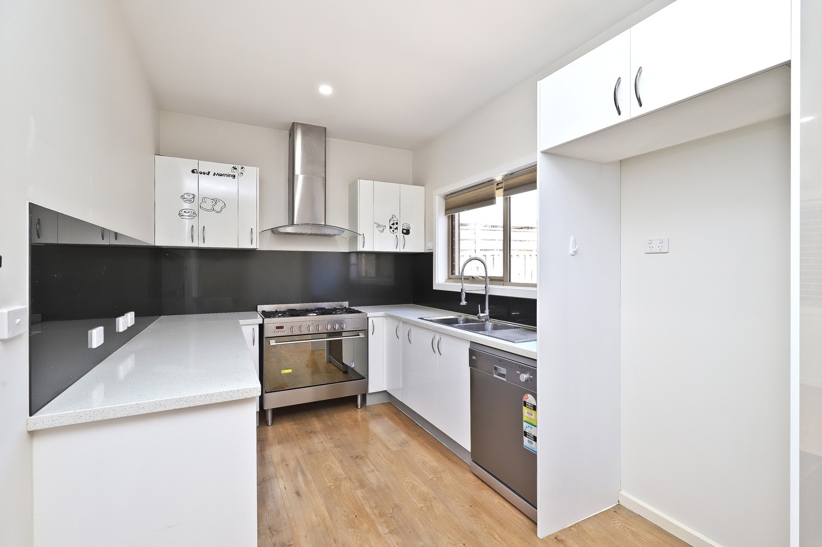 3/49 Ivanhoe Avenue, St Albans, VIC 3021, St Albans - Thumbnail 3