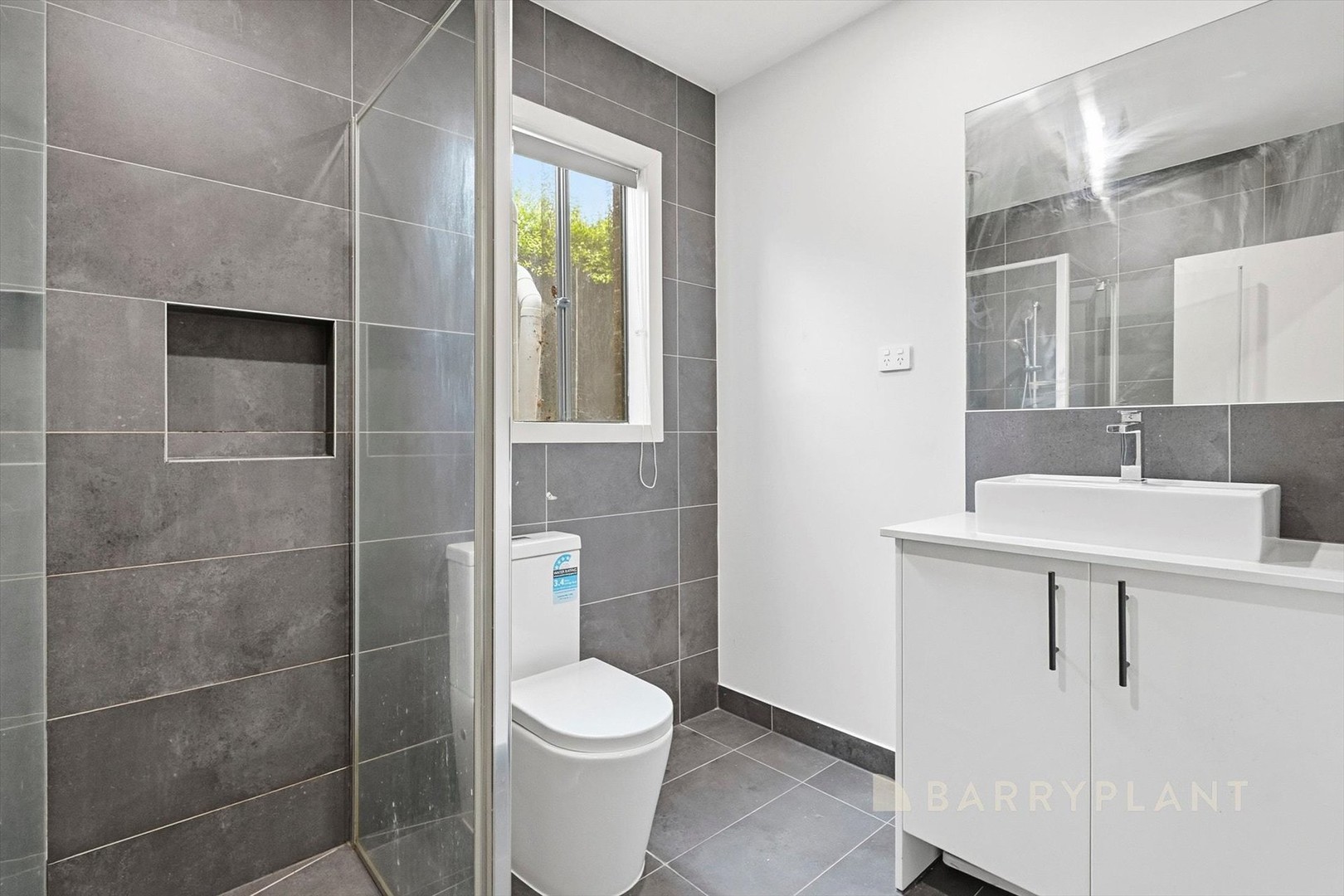 3/5 Bronton Close, Kurunjang, VIC 3337, Kurunjang - Thumbnail 8