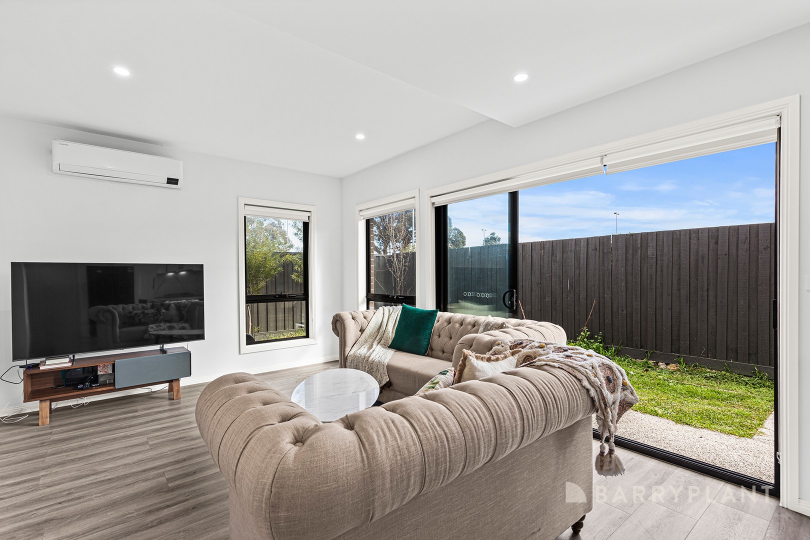 3/5 Davies Street, Hadfield, VIC 3046, Hadfield - Thumbnail 3