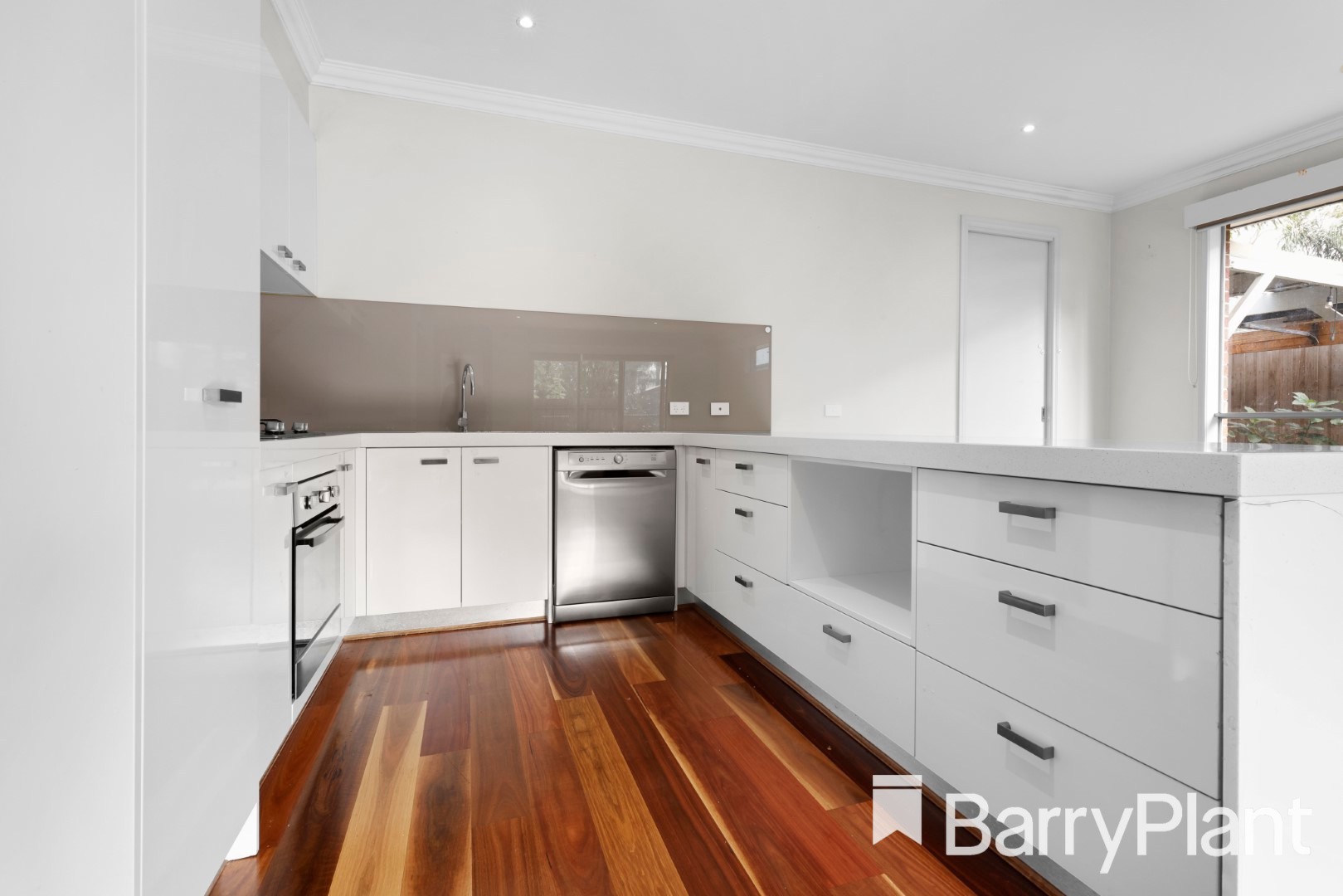 3/5 Hilda Street, Cheltenham, VIC 3192 - Thumbnail 2 - 03/05/2024