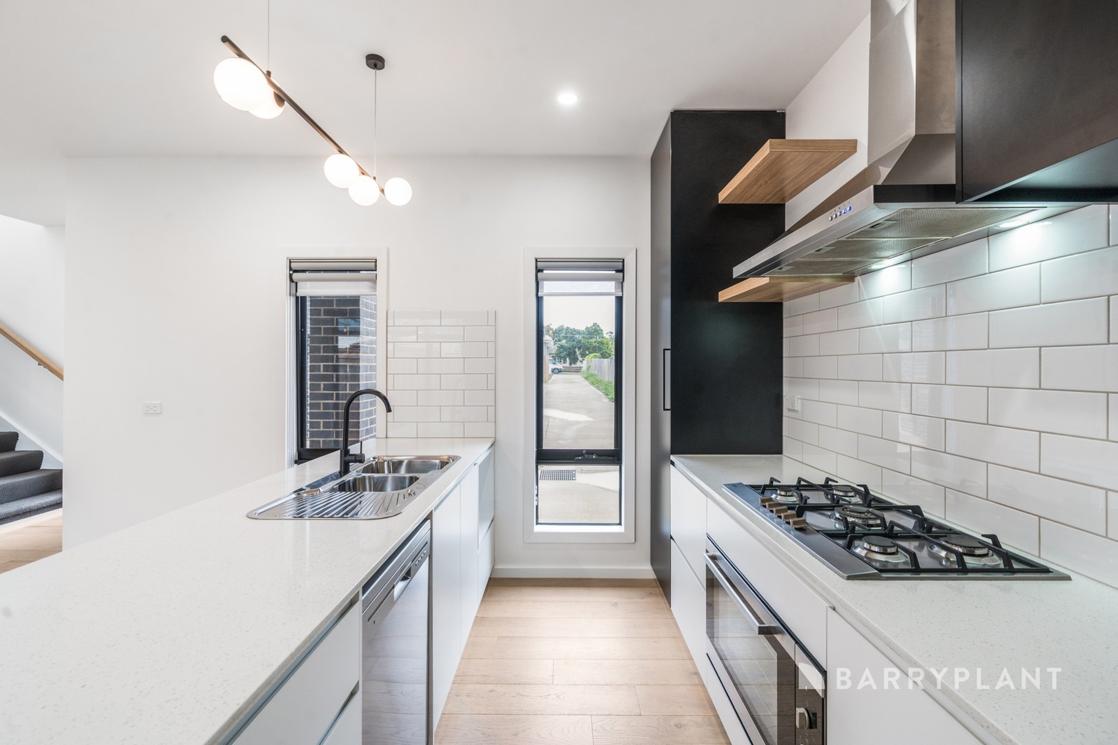 3/5 Laura Avenue, Belmont, VIC 3216 - Thumbnail 1 - 18/03/2026