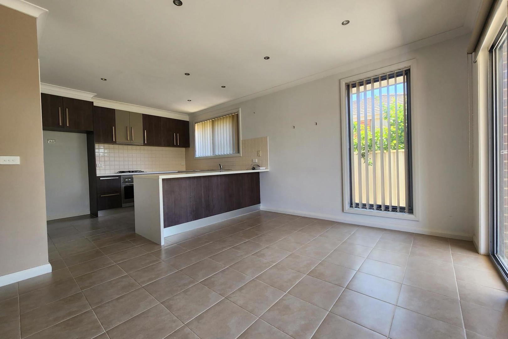 3/5 Normanby Street, Sydenham, VIC 3037, Sydenham - Thumbnail 4