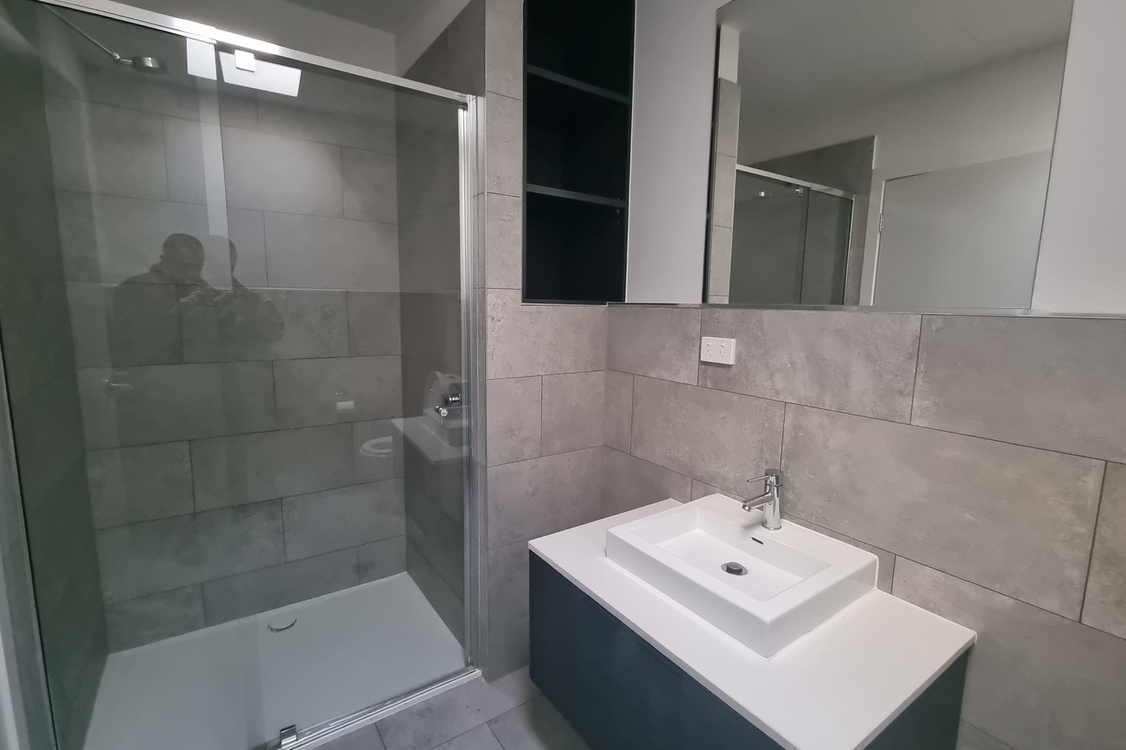 3/5 Obsidian Avenue, Tarneit, VIC 3029, Tarneit - Thumbnail 4