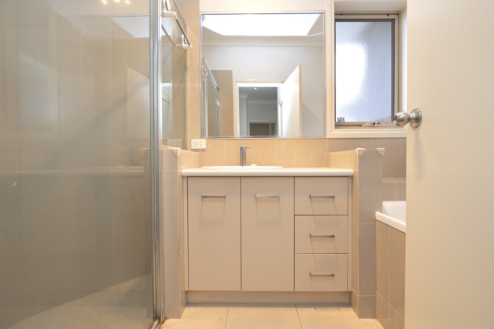 3/6 Oberon Avenue, St Albans, VIC 3021, St Albans - Thumbnail 4
