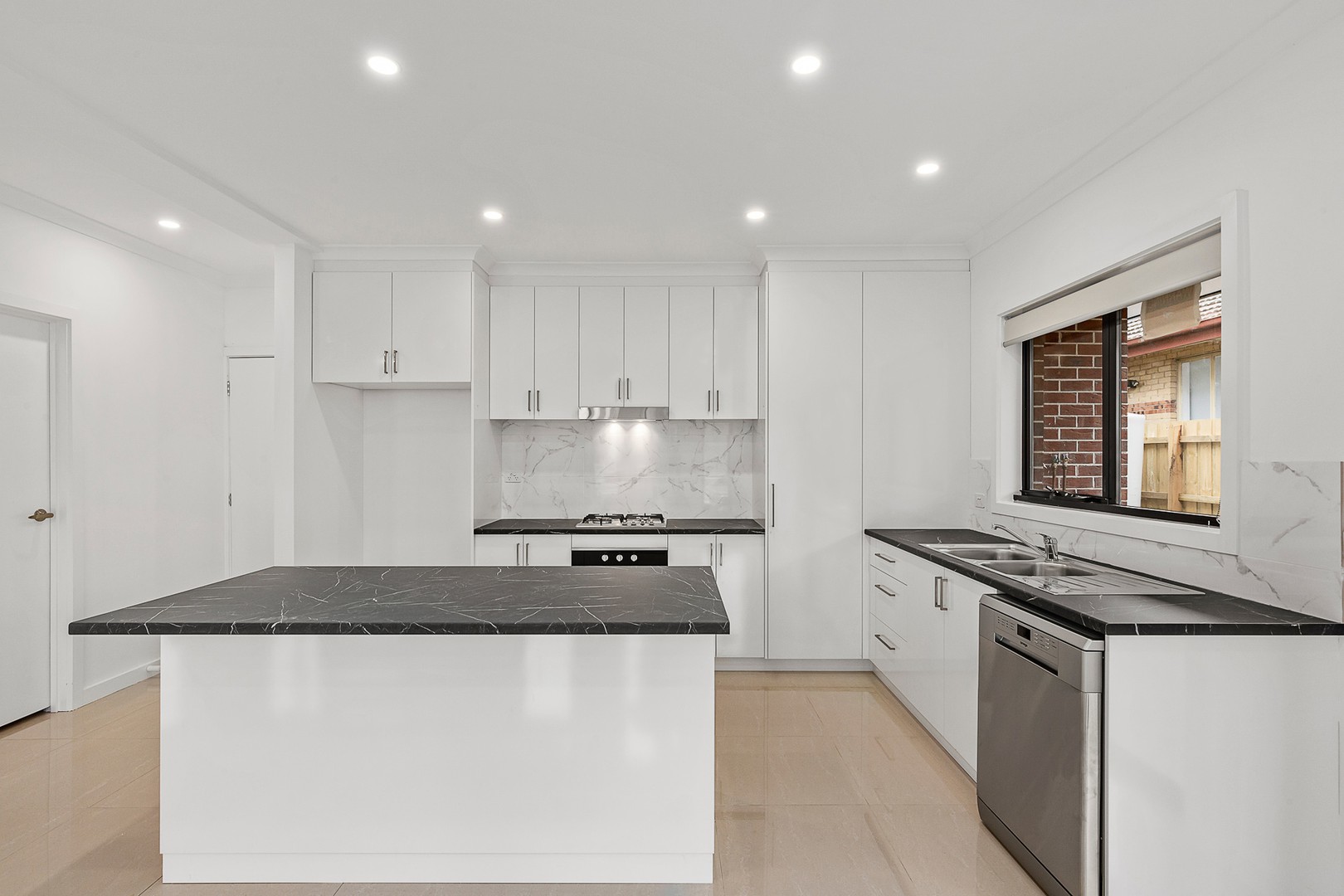 3/65 Strathmerton Street, Reservoir, VIC 3073 - Thumbnail 2 - 31/03/2022