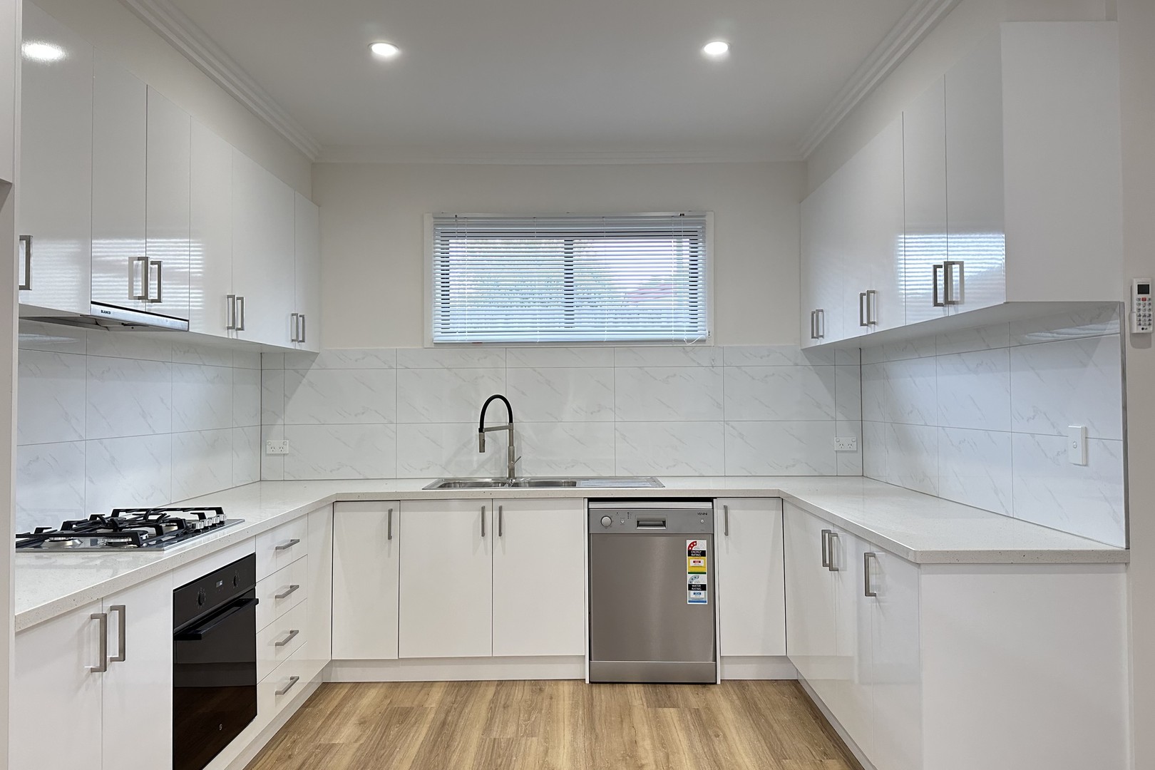 3/69 Barton Street, Reservoir, VIC 3073, Reservoir - Thumbnail 3
