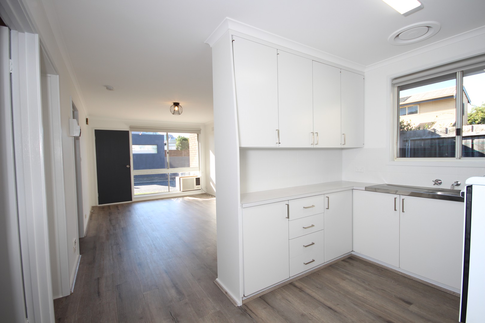 3/69 Normanby Street, East Geelong, VIC 3219, East Geelong - Thumbnail 4