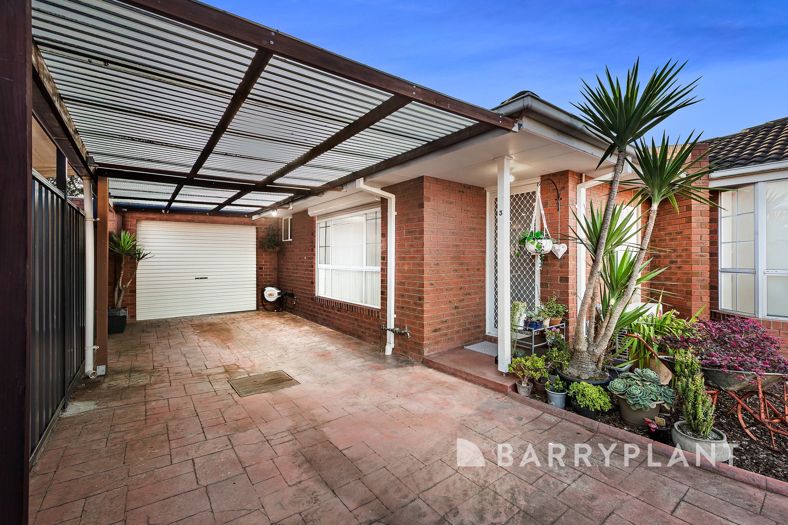 3/7 Buchanan Street, St Albans - Image 1