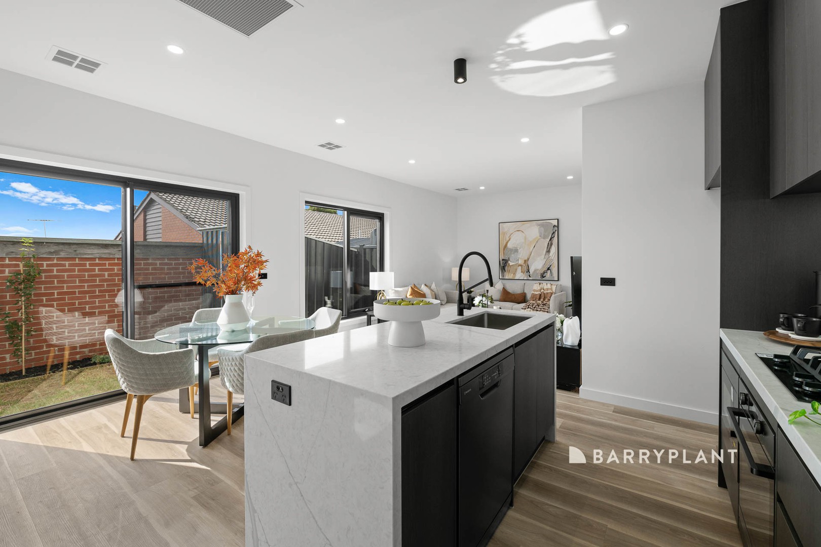 3/7 Dorothy Street, DOVETON, 3177, Doveton - Thumbnail 2