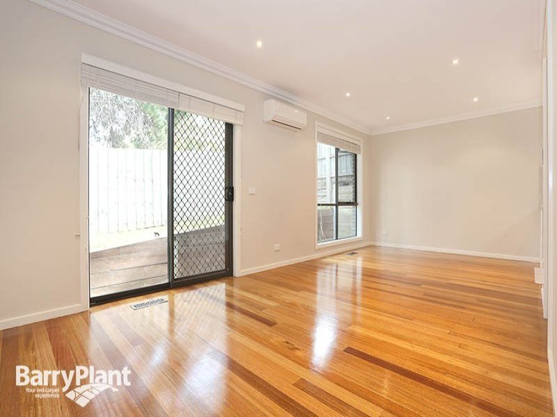 3/7 El Centro, Chirnside Park, VIC 3116 - Thumbnail 2 - 28/10/2021