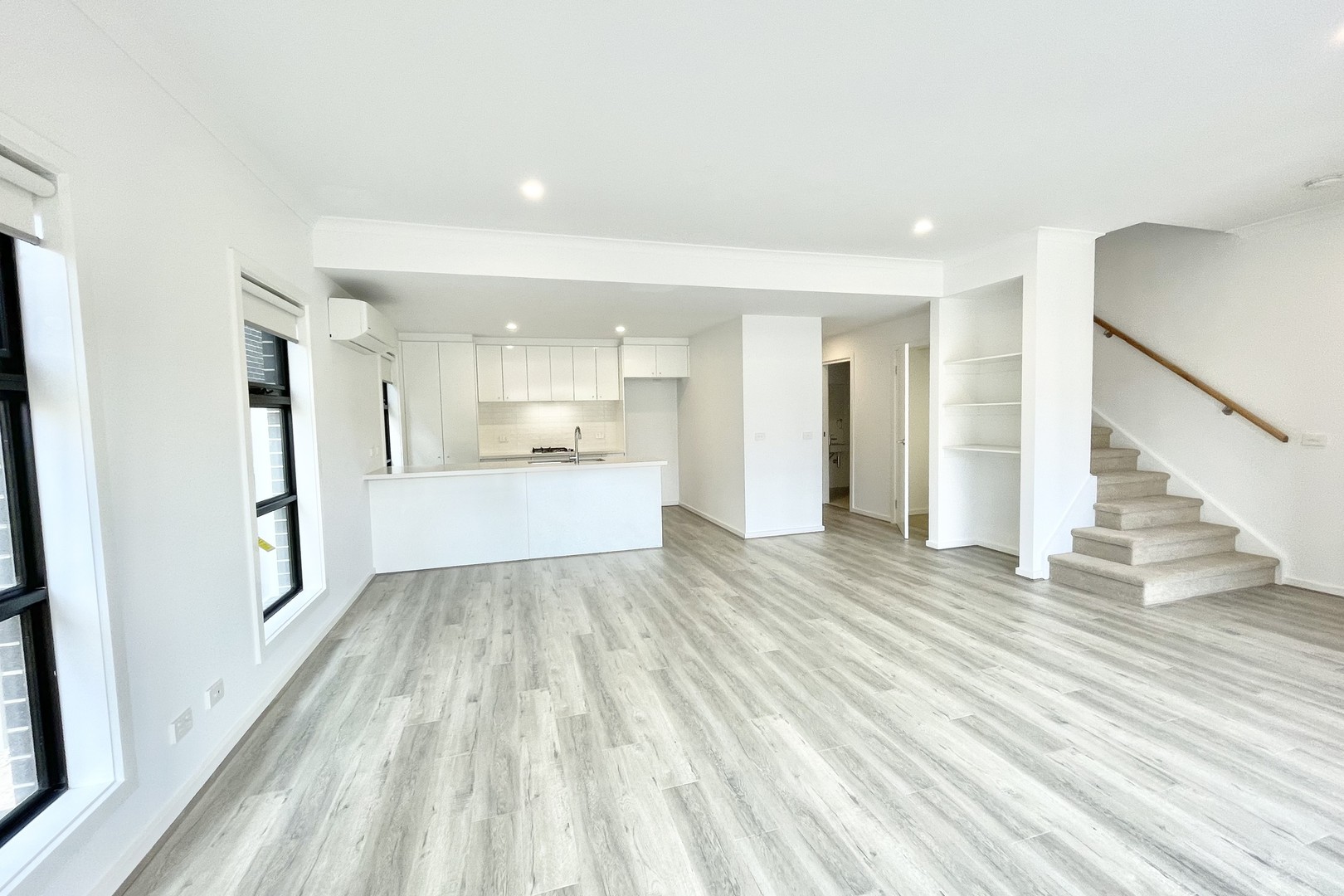3/7 Ingram Close, Taylors Hill, VIC 3037 - Thumbnail 2 - 03/06/2026