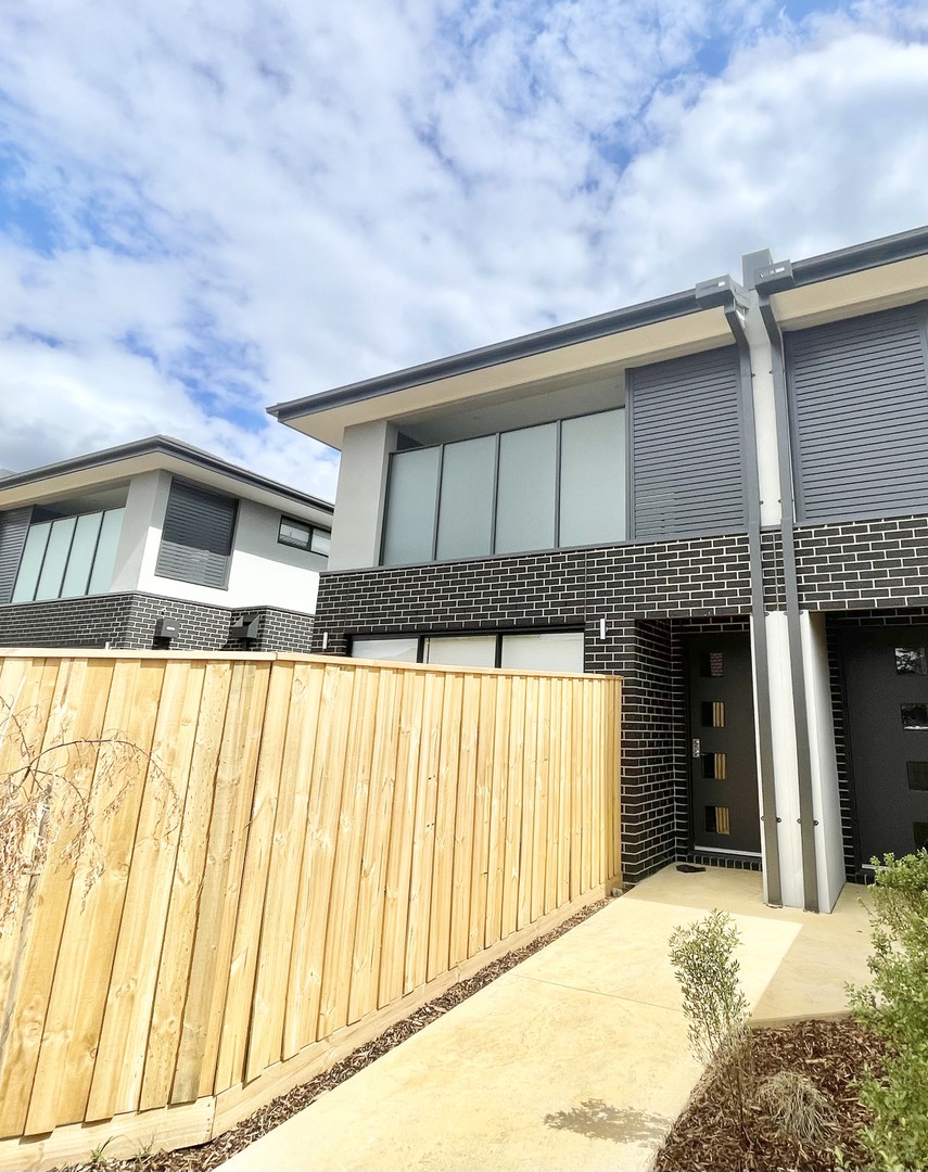 3/7 Ingram Close, Taylors Hill, VIC 3037, Taylors Hill - Thumbnail 2