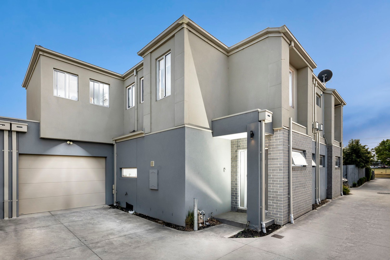 3/7 Ramsay Street, Aberfeldie, VIC 3040 - Thumbnail 2 - 05/10/2021