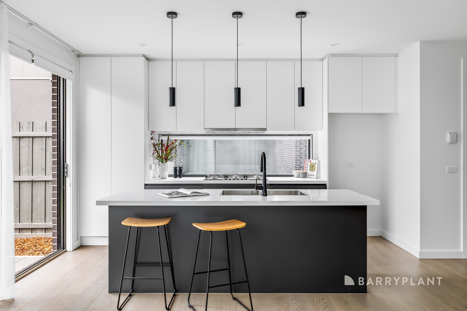 3/7 Rich Crescent, Bellfield, VIC 3081, Bellfield - Thumbnail 2