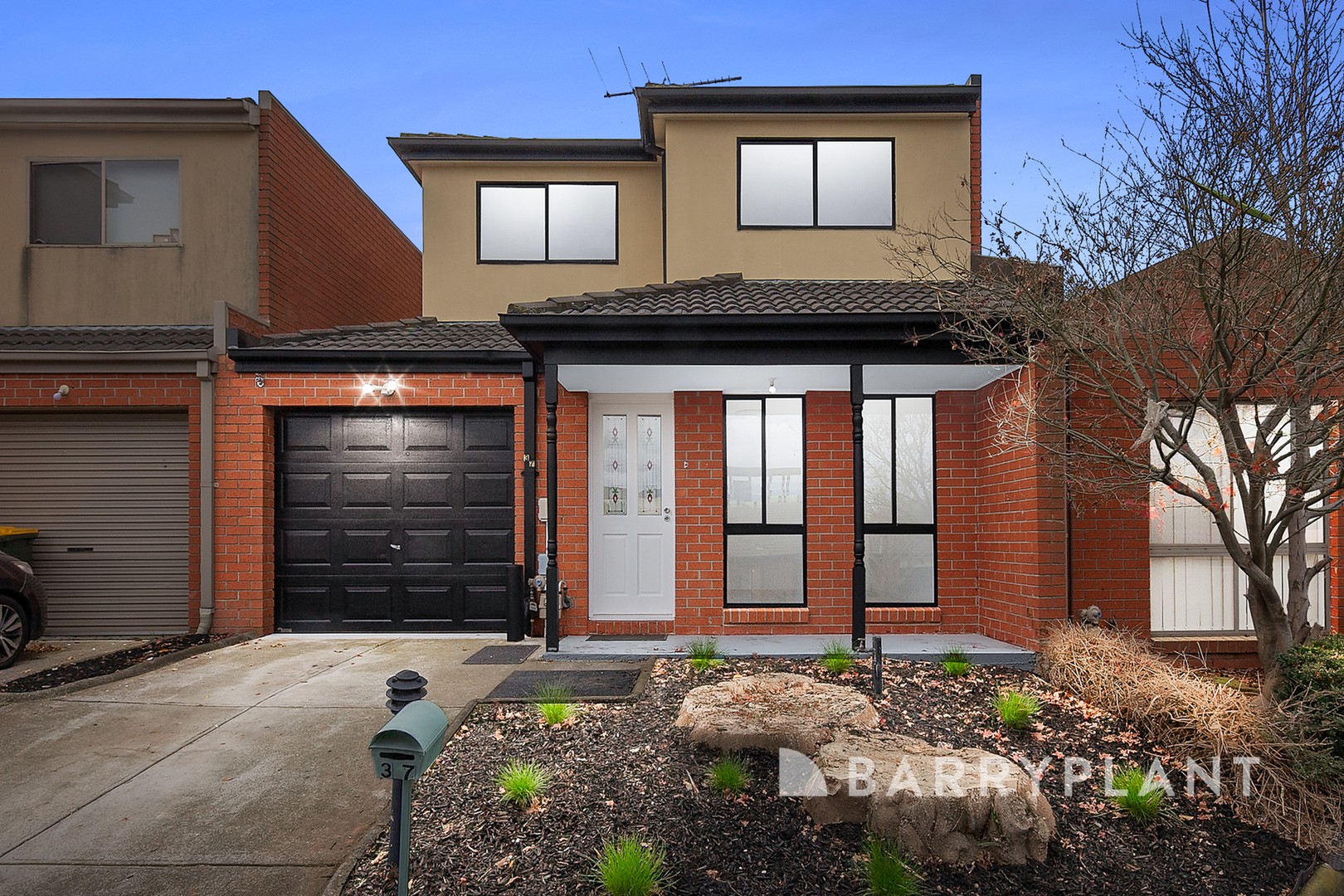 3/7 Topaz Place, St Albans, VIC 3021, St Albans - Image 1